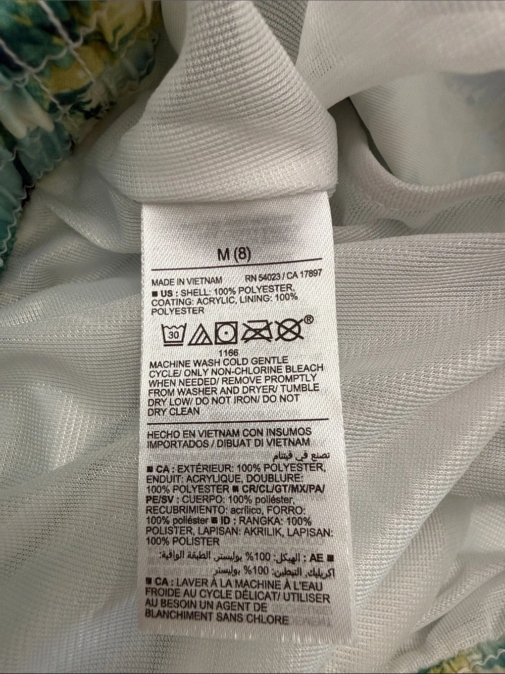 Boy’s NWT Old Navy Swim Trunks - Size Medium (8)
